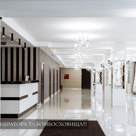 Congress Hotel Verhovina Petropavlovskaya Borshchagovka Zewnętrze zdjęcie