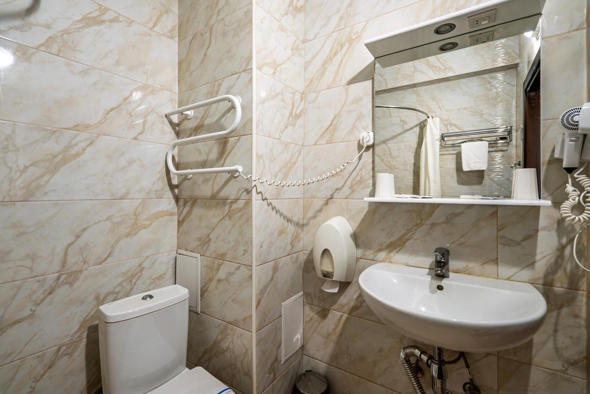 Congress Hotel Verhovina Petropavlovskaya Borshchagovka Zewnętrze zdjęcie