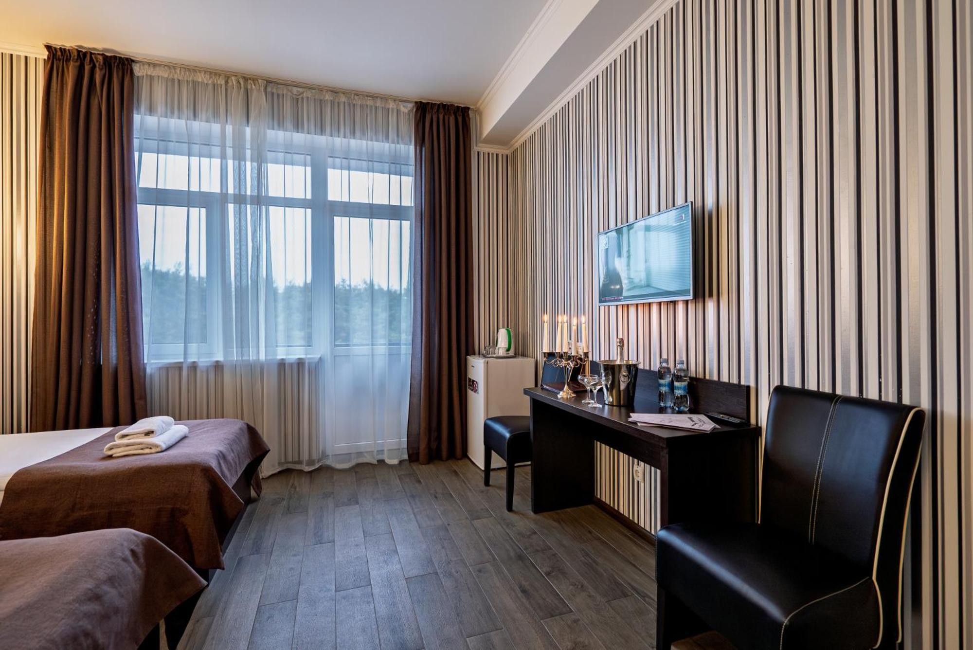 Congress Hotel Verhovina Petropavlovskaya Borshchagovka Zewnętrze zdjęcie