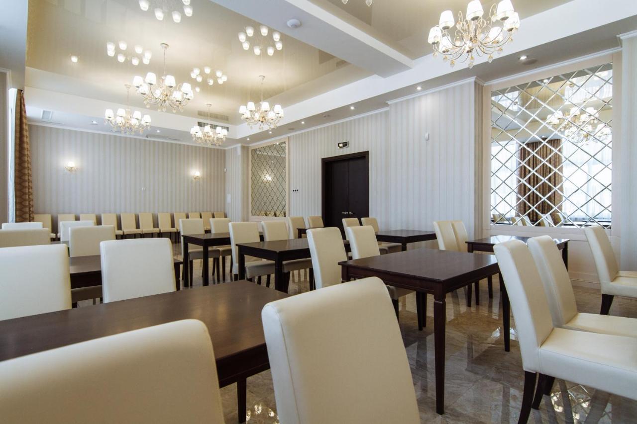 Congress Hotel Verhovina Petropavlovskaya Borshchagovka Zewnętrze zdjęcie