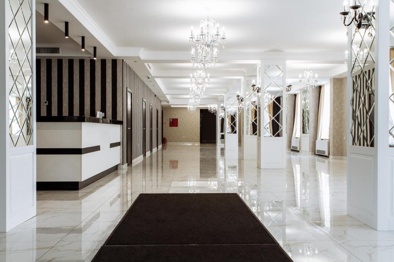 Congress Hotel Verhovina Petropavlovskaya Borshchagovka Zewnętrze zdjęcie